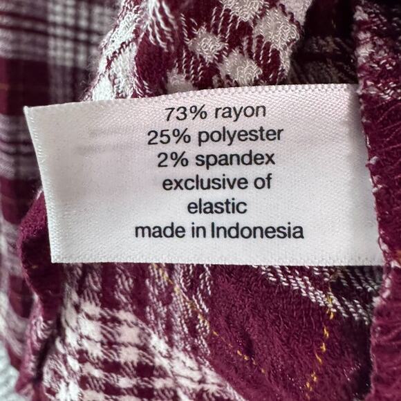 Lane Bryant Top Womens 22 Plus Burgundy Plaid Textured V-Neck Fall New - Picture 13 of 14